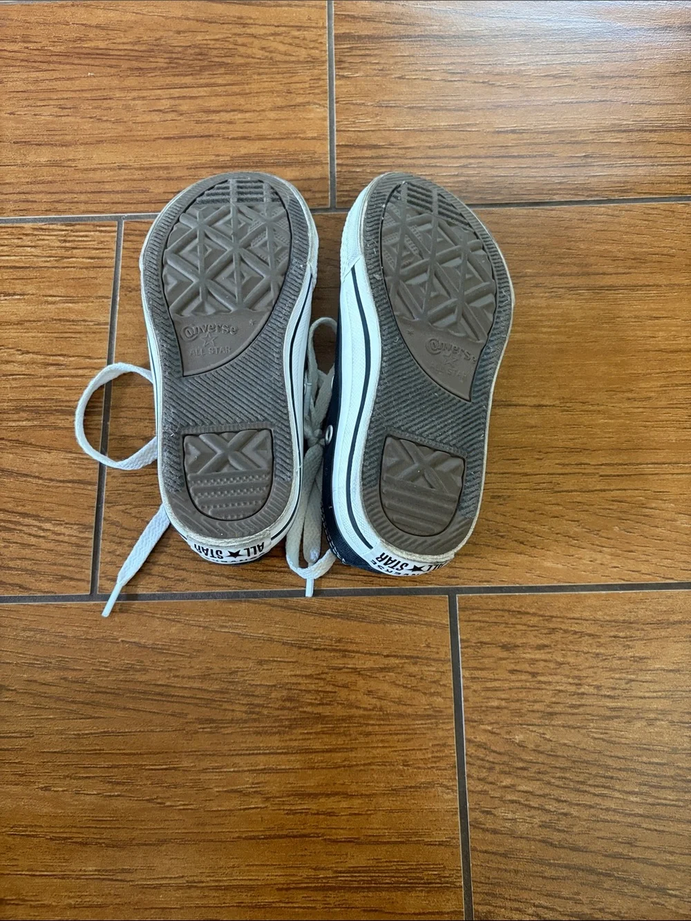 Converse all stars shoes for kids